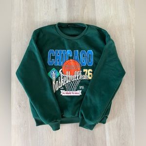 Graphic crewneck- deep green
